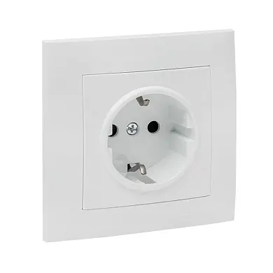 Валенсия розетка 1-местная с/з 16А белая с защ. штор. EKF PROxima