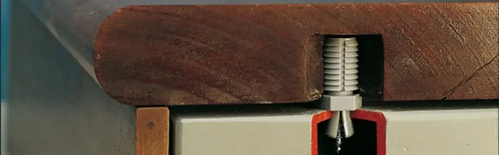 Крепление ступени лестницы TB / TBB